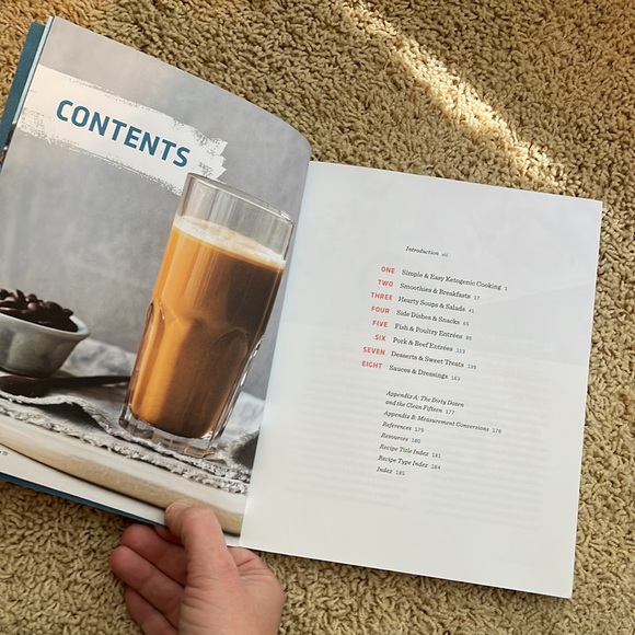 The 5-Easy Ingredient Ketogenic Diet Cookbook by Jen Fisch - Picture 3 of 4